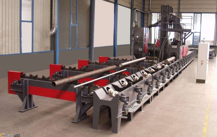 棒材拋丸清理機(jī)(圖1) 棒材拋丸清理機(jī)(圖1)