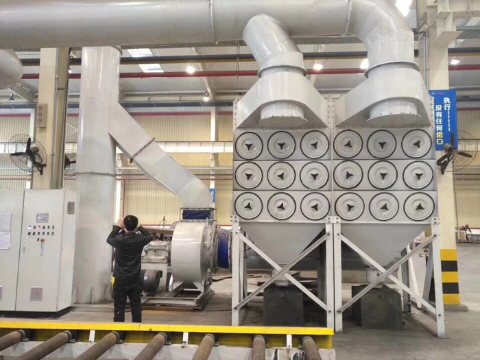 沉流式濾筒除塵器(圖2) 沉流式濾筒除塵器(圖2)