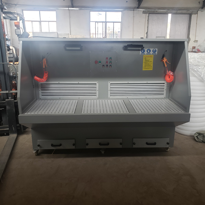 浙江寧波1.5米打磨除塵工作臺(tái)(圖4)