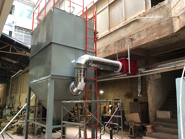 金屬加工廠安裝DMC-80袋布袋除塵器(圖1)