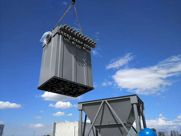 小型布袋除塵器(圖1) 小型布袋除塵器(圖1)