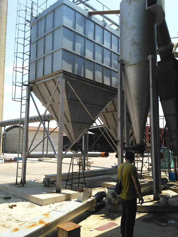 2噸木材鍋爐除煙除塵，需要上多大的除塵設(shè)備，可以具體選型嗎？