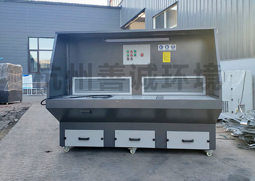 發(fā)貨南京-2米金屬打磨工作臺(圖1)